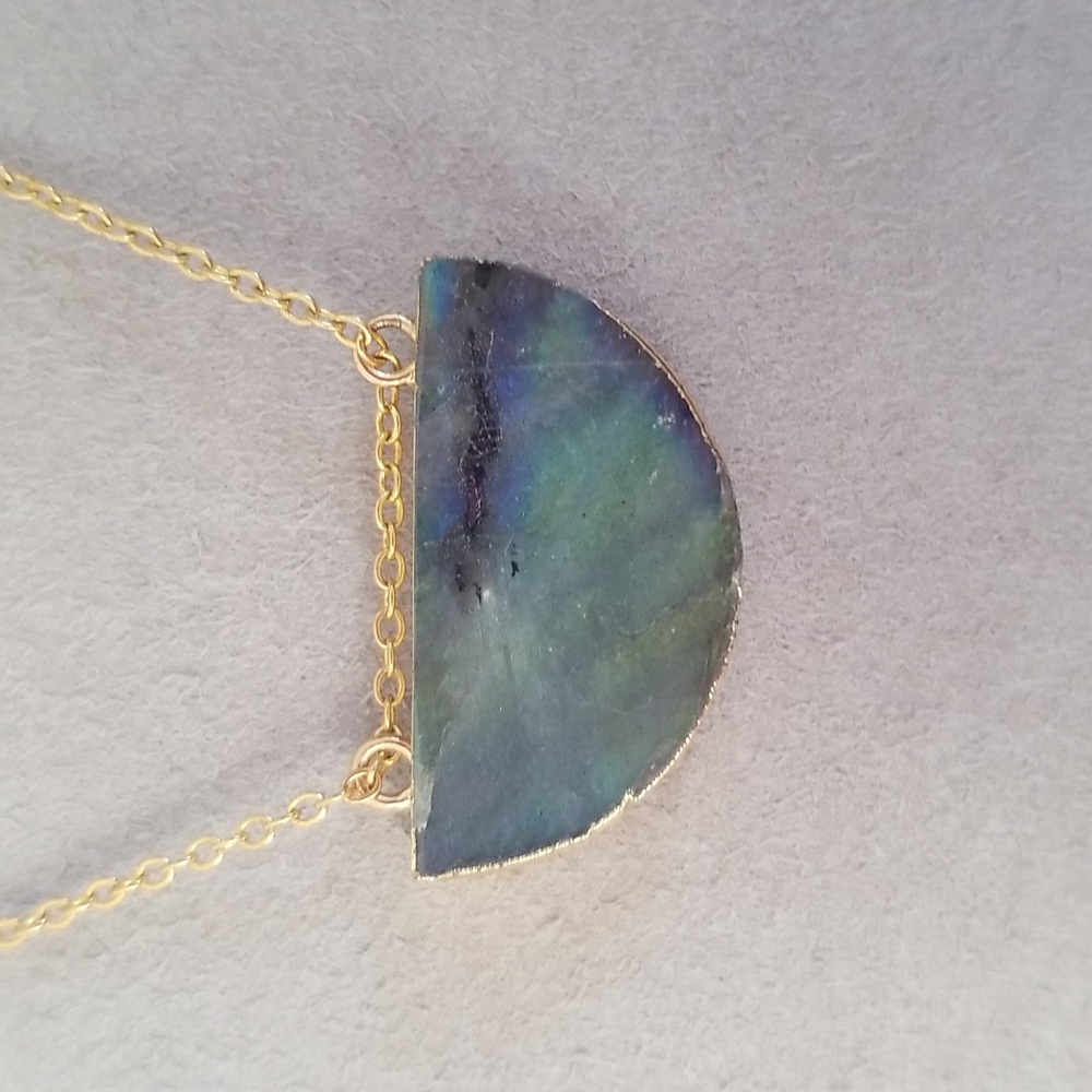 Labradorite/gold necklace